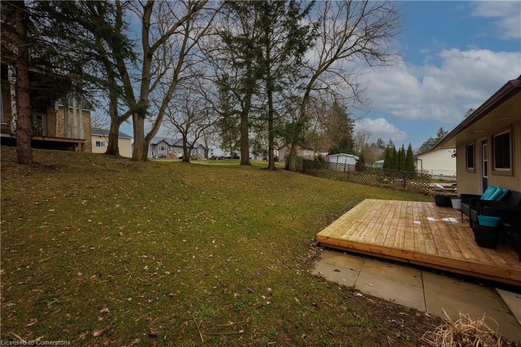 630 Waterloo Street N Property Photo 37