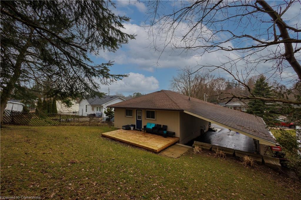 630 Waterloo Street N Property Photo 38
