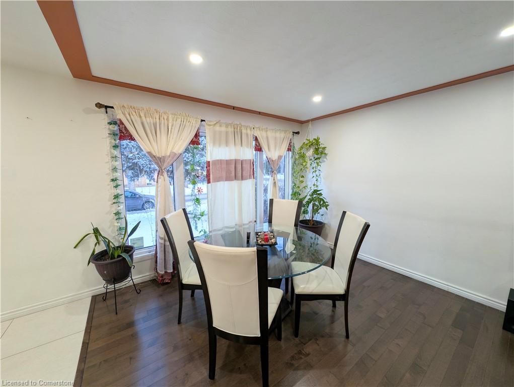208 West 19th Street Property Photo 8