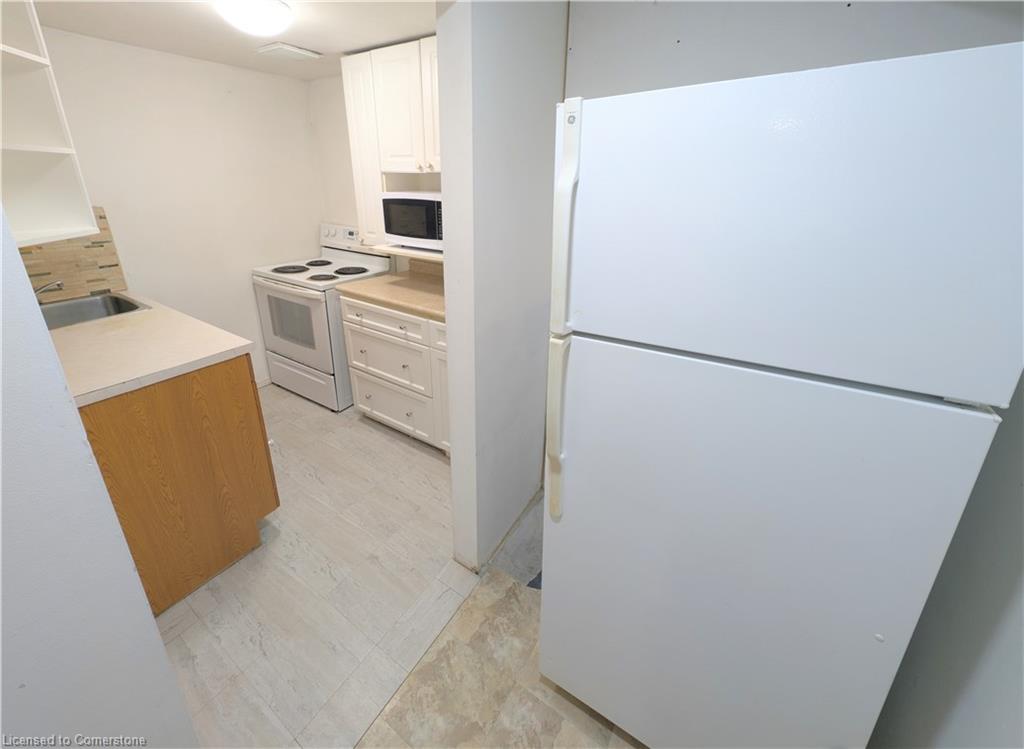 208 West 19th Street Property Photo 33
