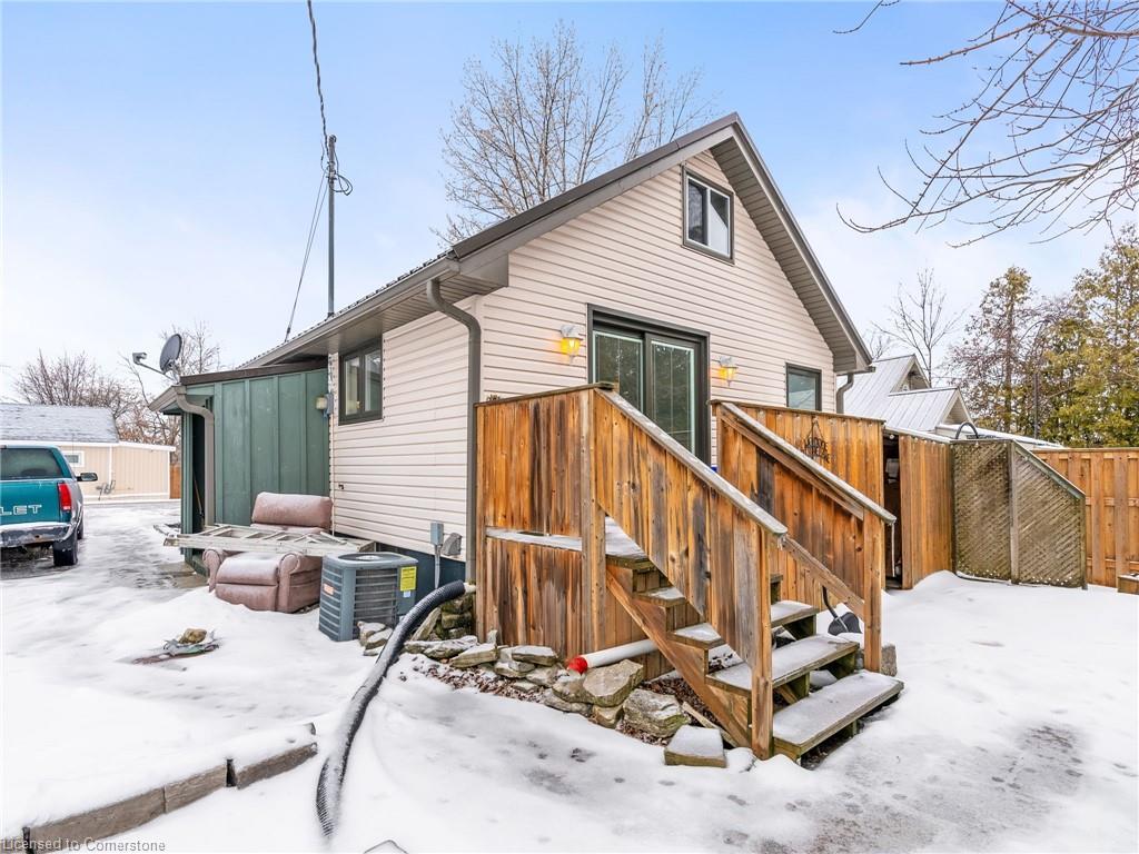 7 Park Street Property Photo 11