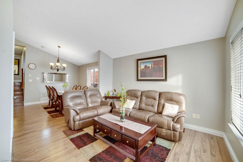 369 Macintosh Drive Property Photo 13