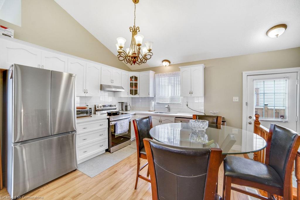 369 Macintosh Drive Property Photo 19