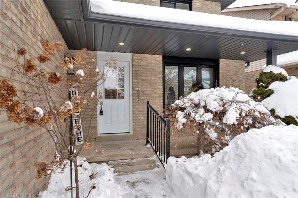 449 Acadia Drive Property Photo 3