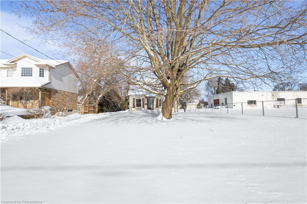 107 Bloomingdale Road N Property Photo 21