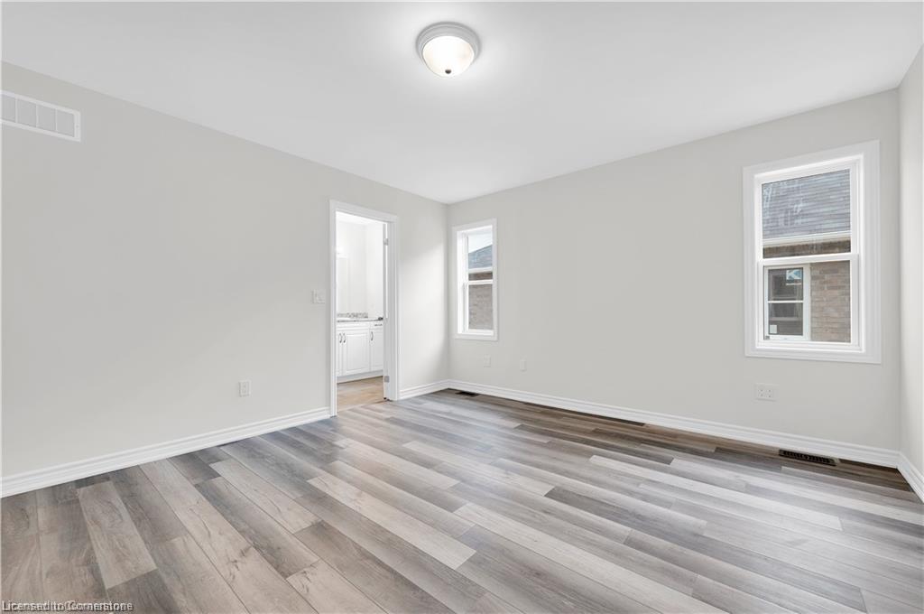18 Braeburn Street Property Photo 8