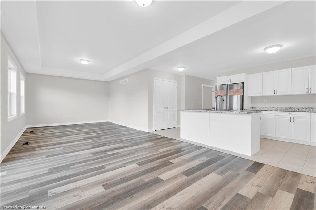 18 Braeburn Street Property Photo 13