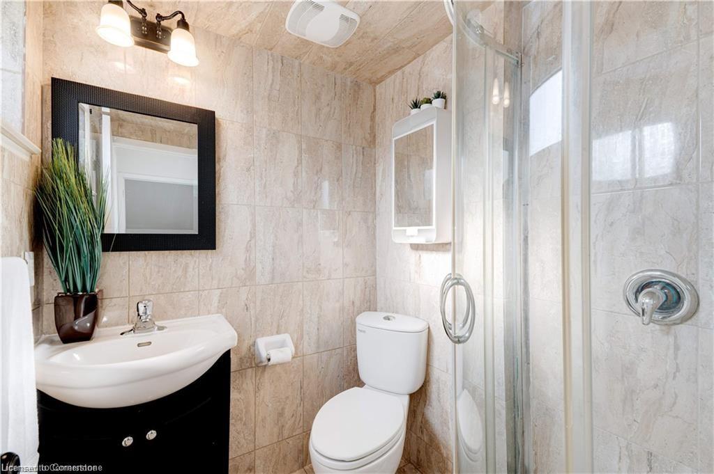 31 Tinton Crescent Property Photo 13