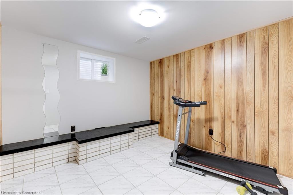 31 Tinton Crescent Property Photo 25
