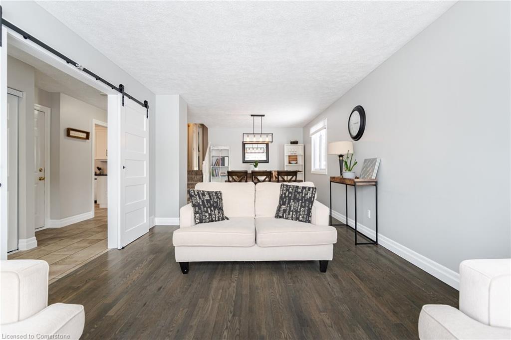 37 Edward Street Property Photo 9