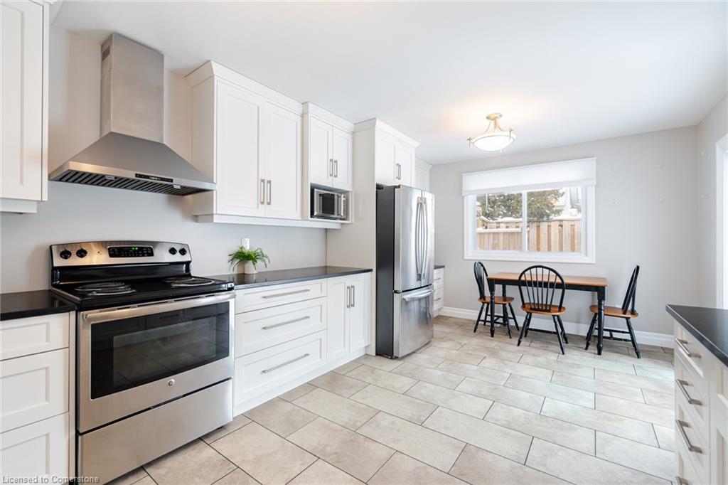 37 Edward Street Property Photo 14