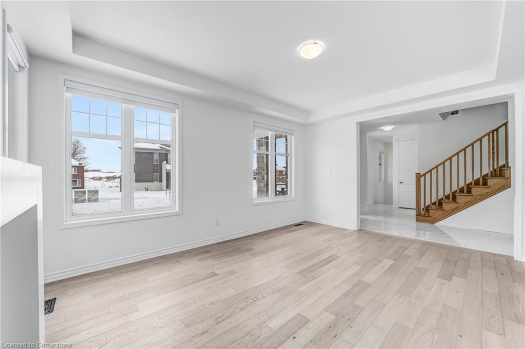 3 Milt Schmidt Street Property Photo 8