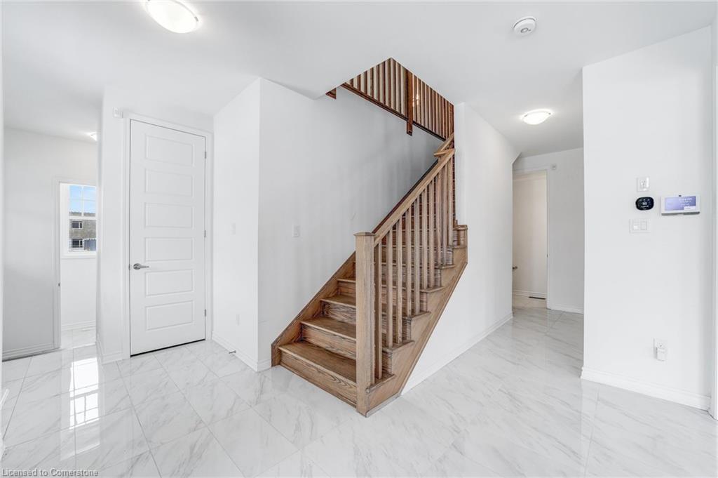 3 Milt Schmidt Street Property Photo 17