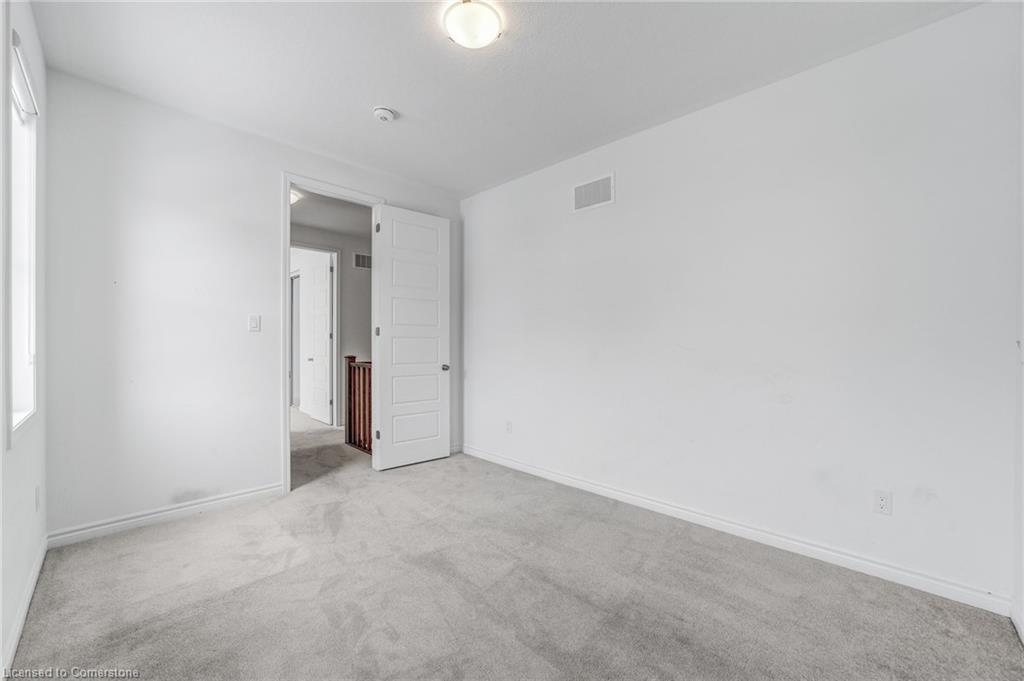 3 Milt Schmidt Street Property Photo 21