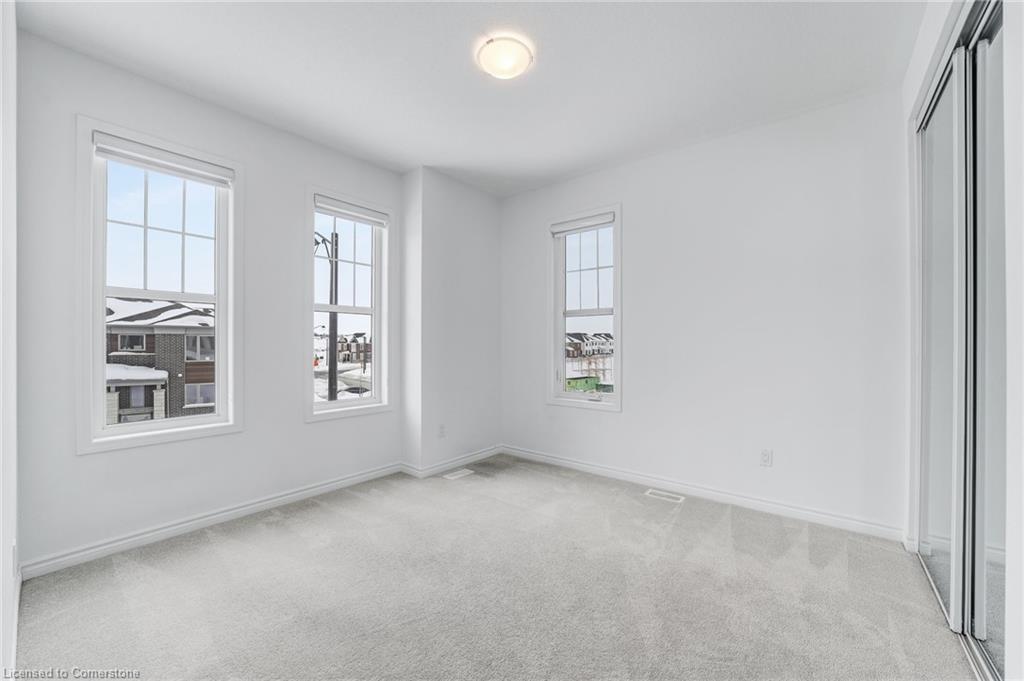 3 Milt Schmidt Street Property Photo 22