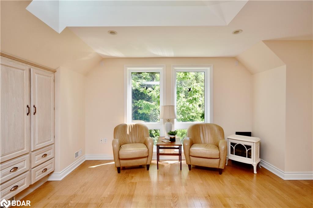 60 Balsam Street Property Photo 17