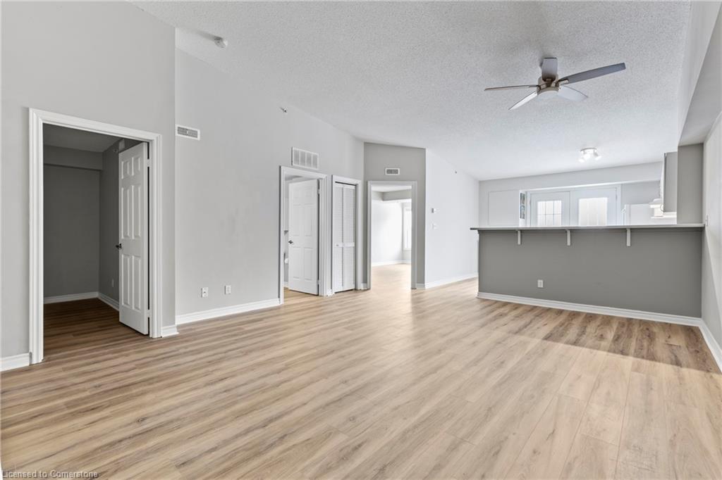 407-2075 Appleby Line Property Photo 10
