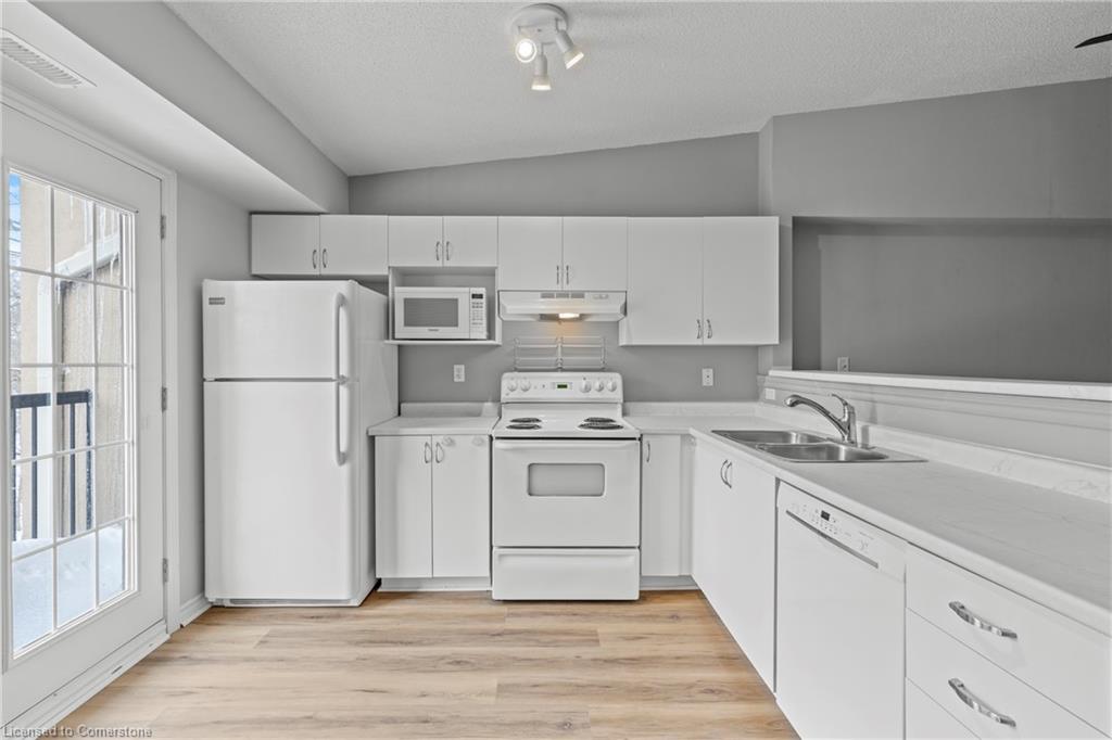 407-2075 Appleby Line Property Photo 21