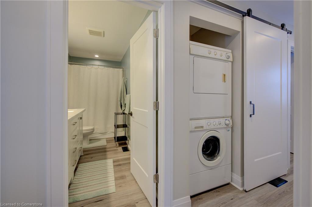 630 Waterloo Street N Property Photo 16