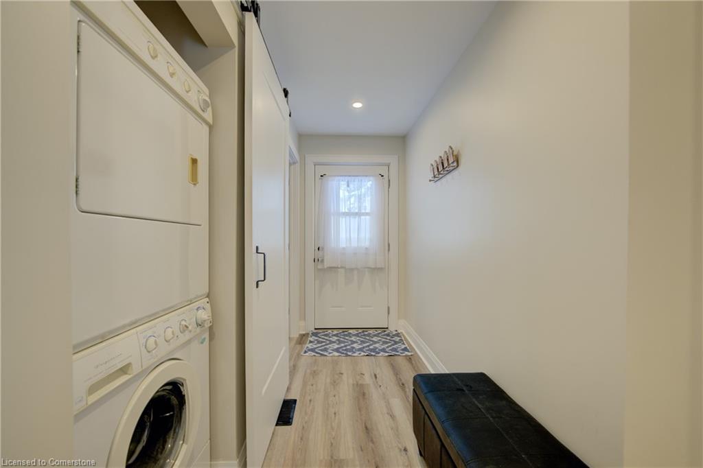 630 Waterloo Street N Property Photo 18