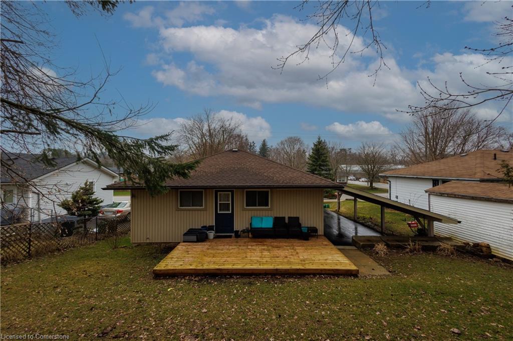 630 Waterloo Street N Property Photo 39