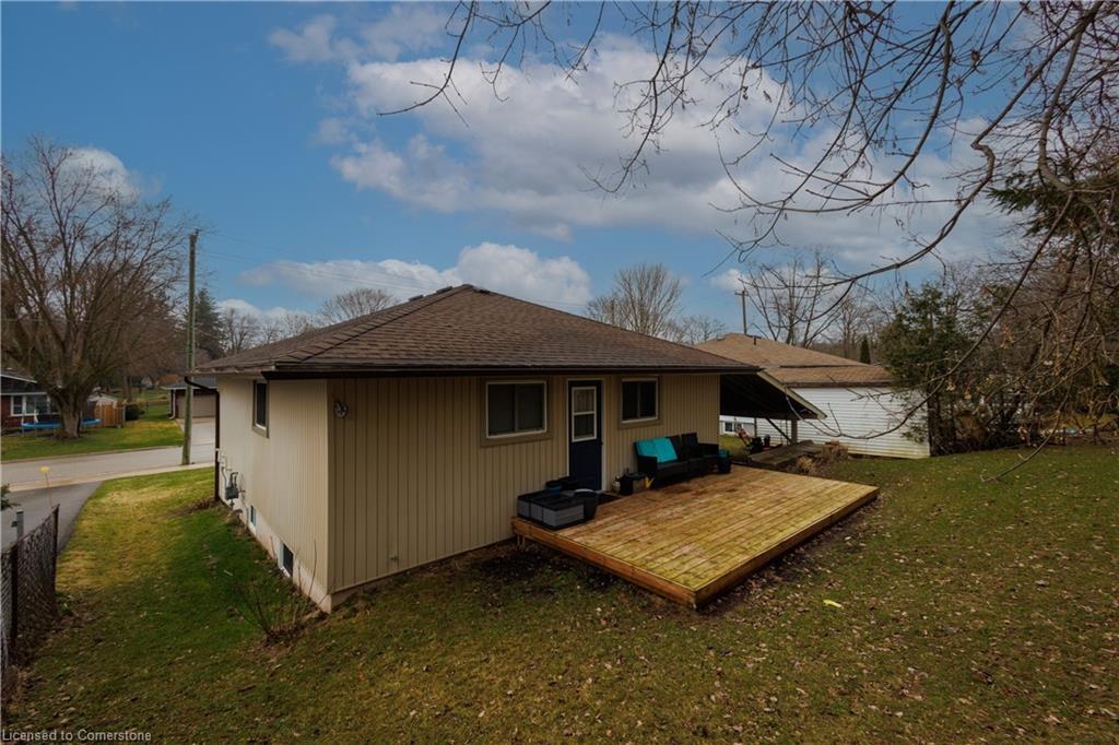 630 Waterloo Street N Property Photo 40