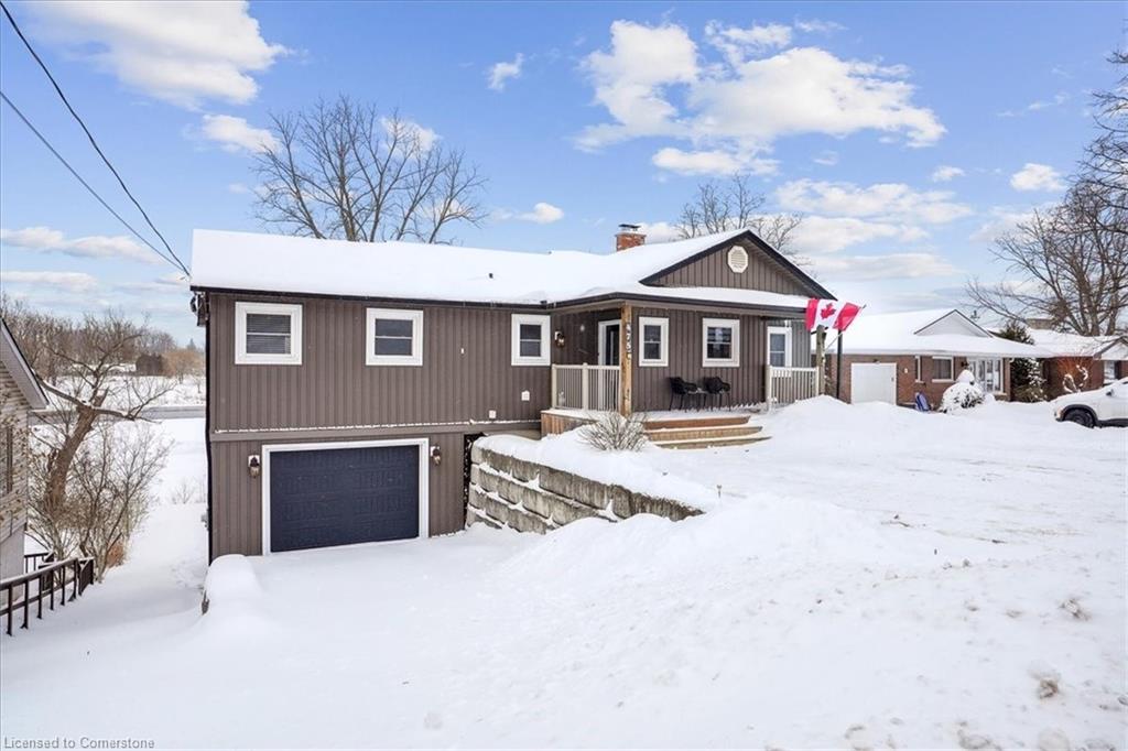 475 Caithness Street E Property Photo