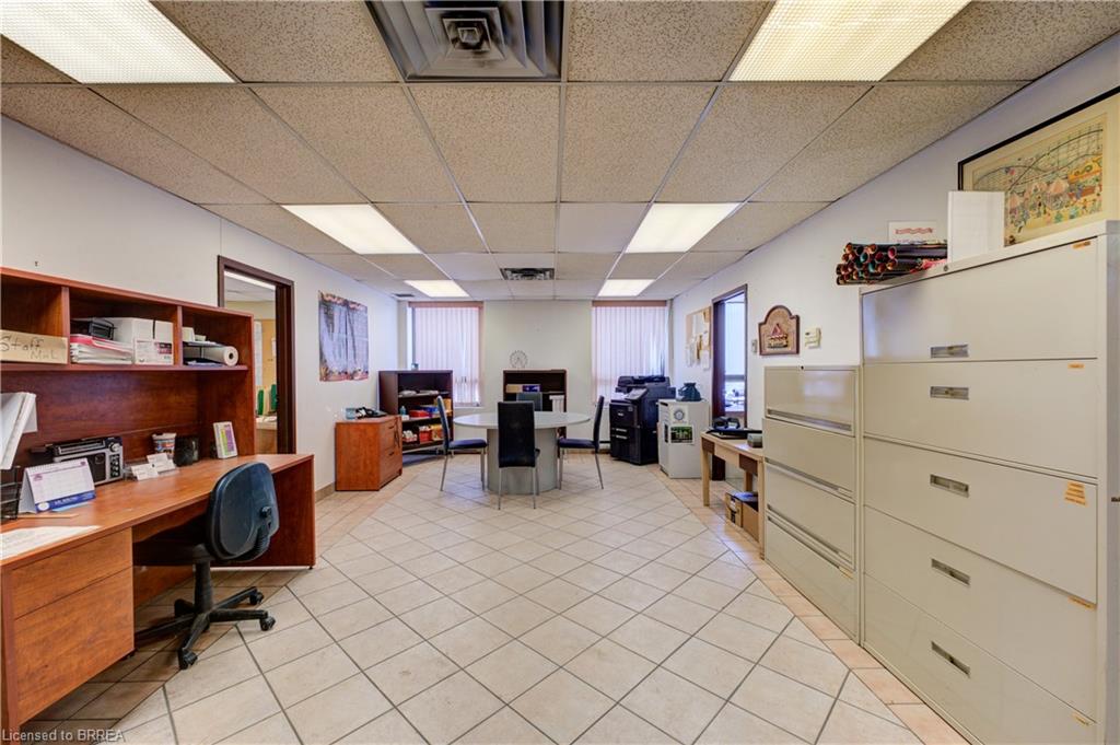 9 Hawk Street Property Photo 6