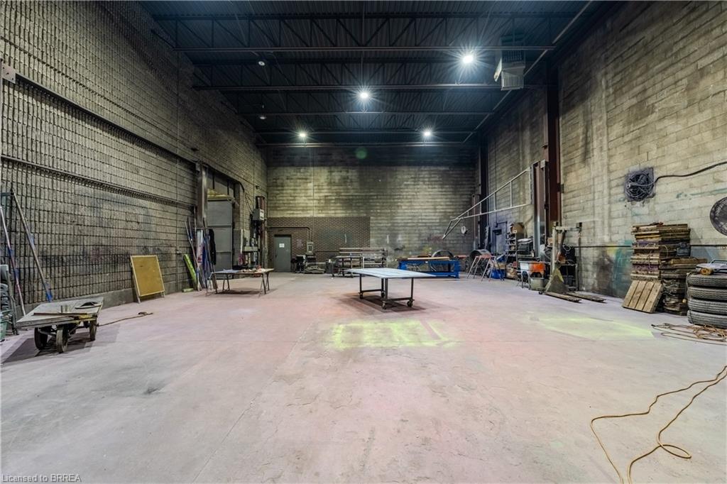 9 Hawk Street Property Photo 21