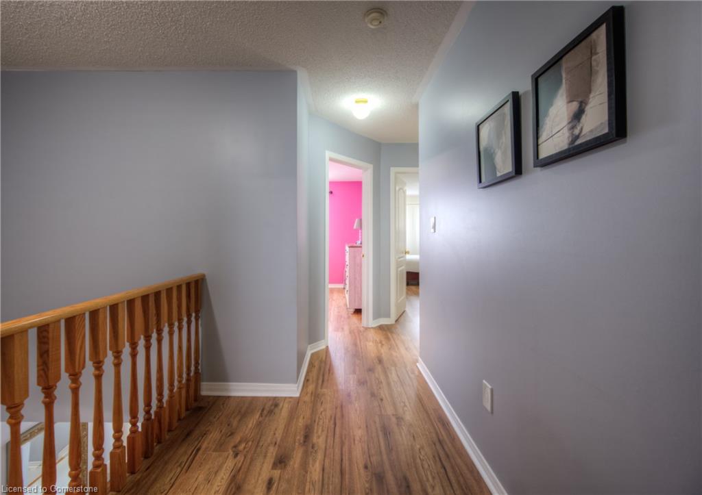 2479 Newcastle Crescent Property Photo 21