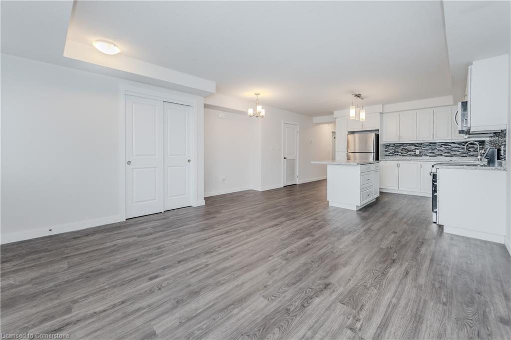 D-170 Rochefort Street Property Photo 10