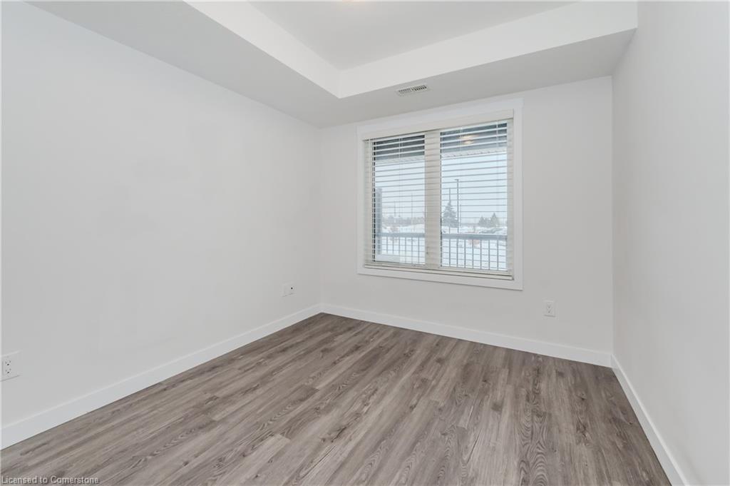 D-170 Rochefort Street Property Photo 16