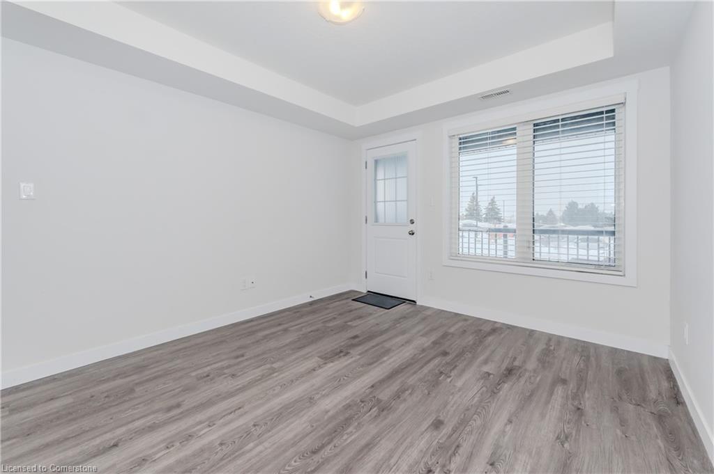 D-170 Rochefort Street Property Photo 20