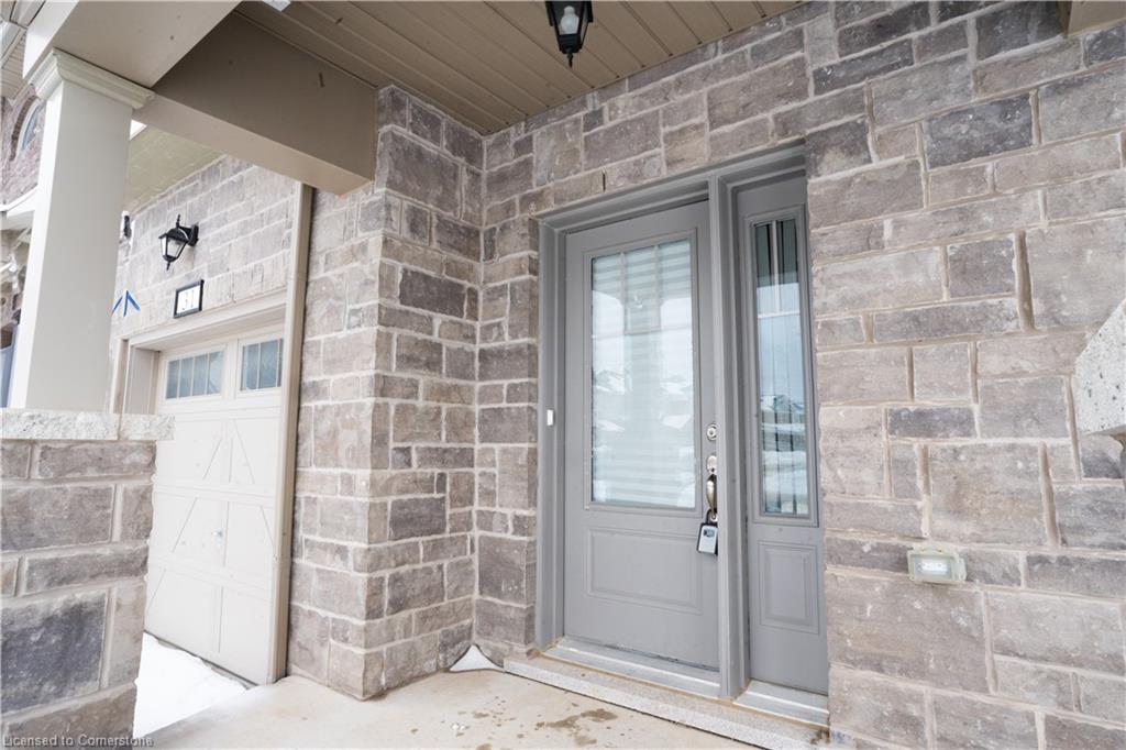 31 Sapphire Way Property Photo 2