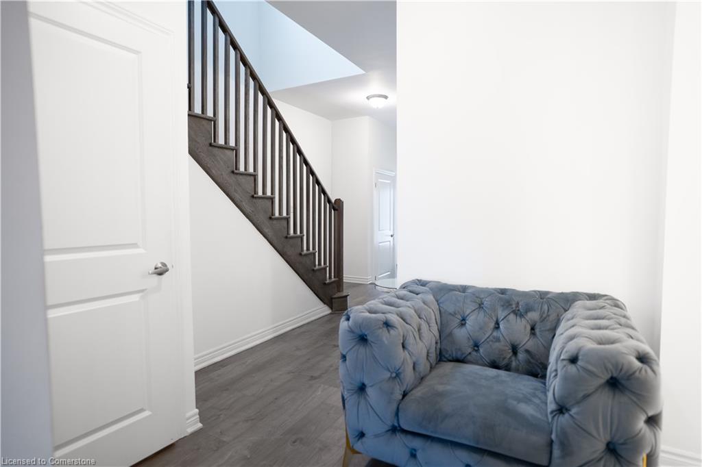 31 Sapphire Way Property Photo 5