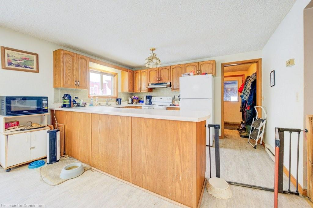 6185 16th Line Property Photo 18
