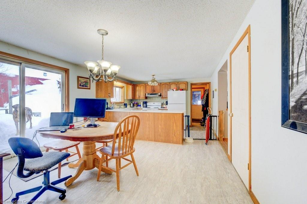 6185 16th Line Property Photo 20