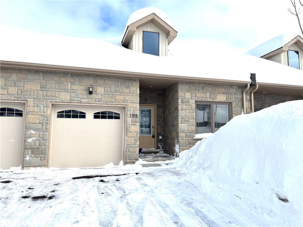 198 Lucy Lane Property Photo