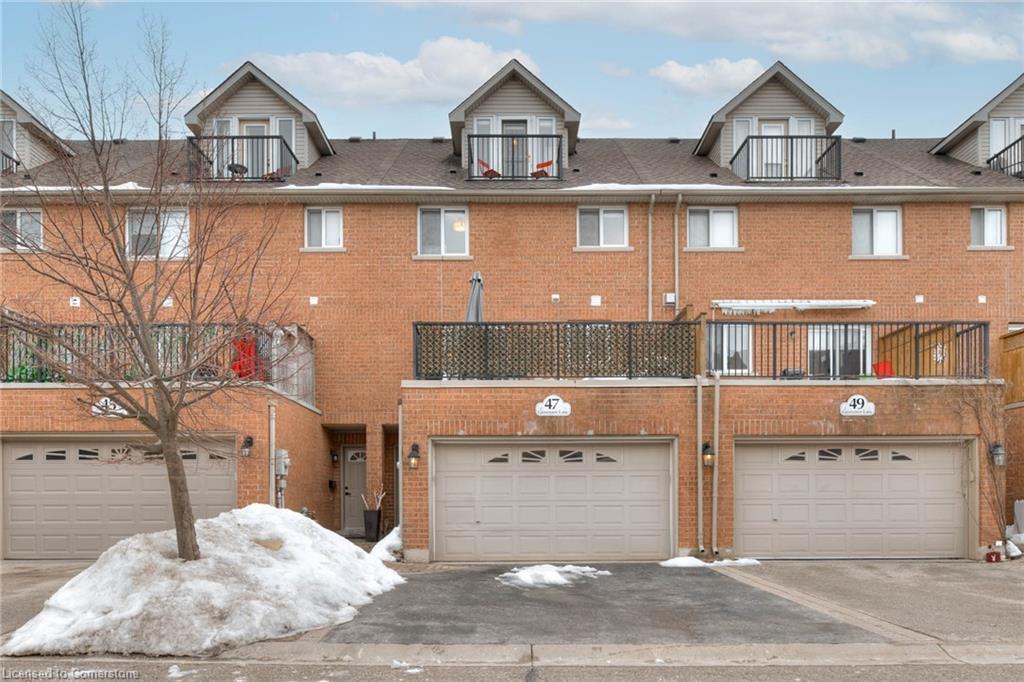 47 Grosvenor Lane Property Photo 1