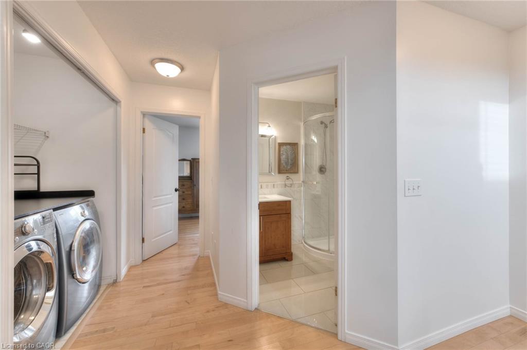 47 Grosvenor Lane Property Photo 27