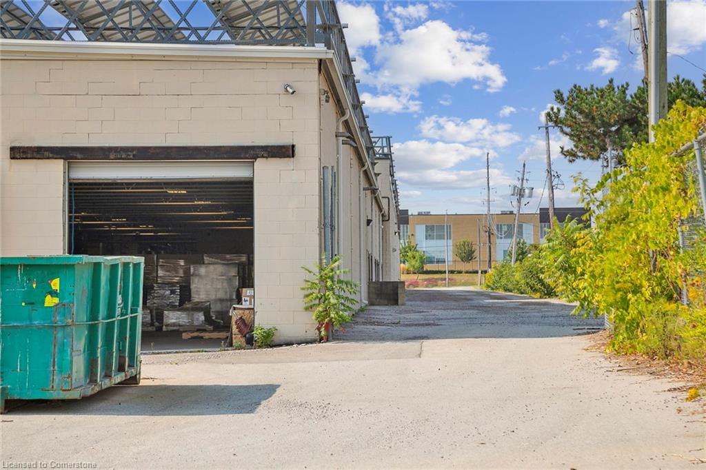 1141 King Road Property Photo 43