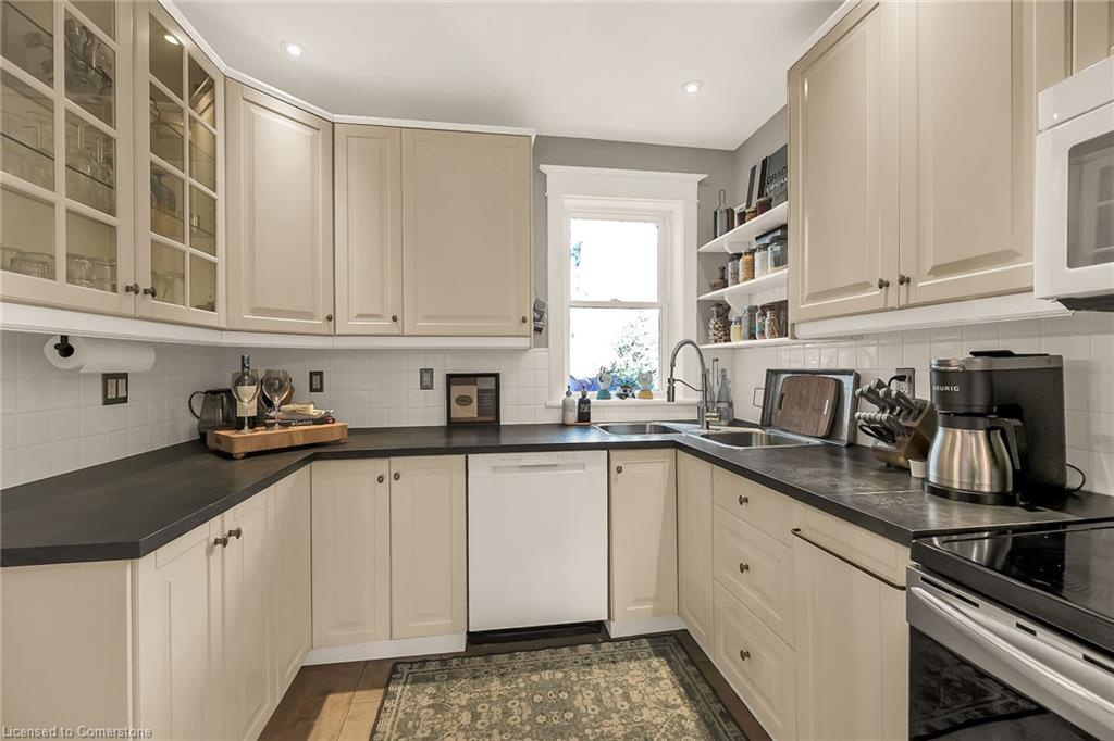 18 Cliff Avenue Property Photo 13