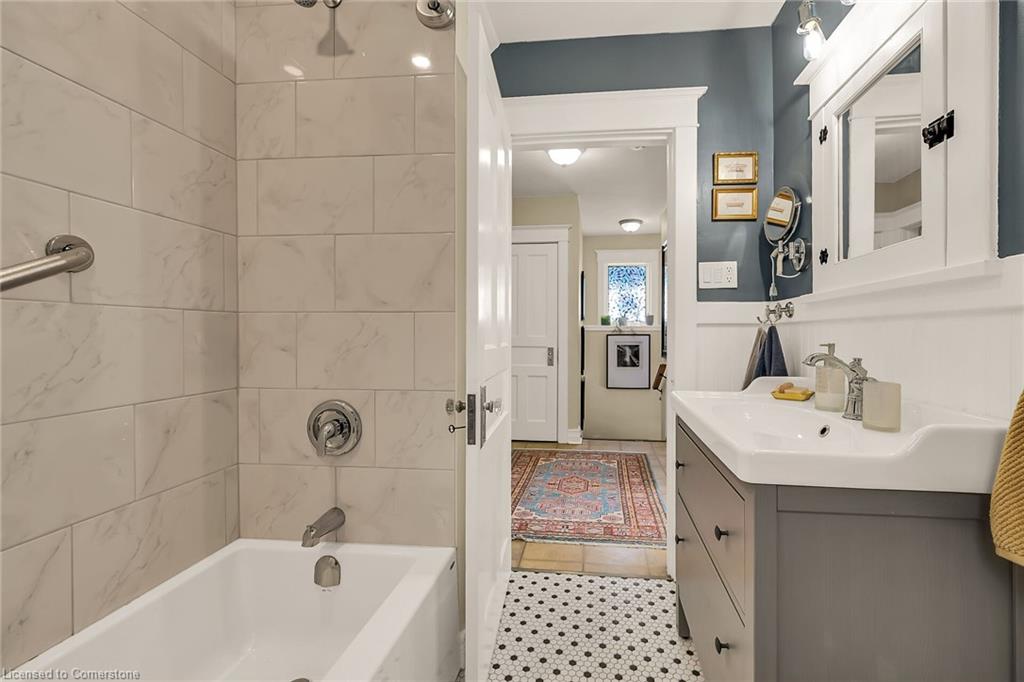 18 Cliff Avenue Property Photo 25