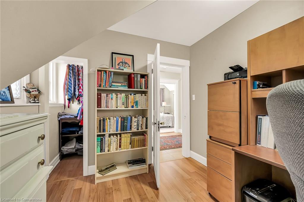 18 Cliff Avenue Property Photo 27