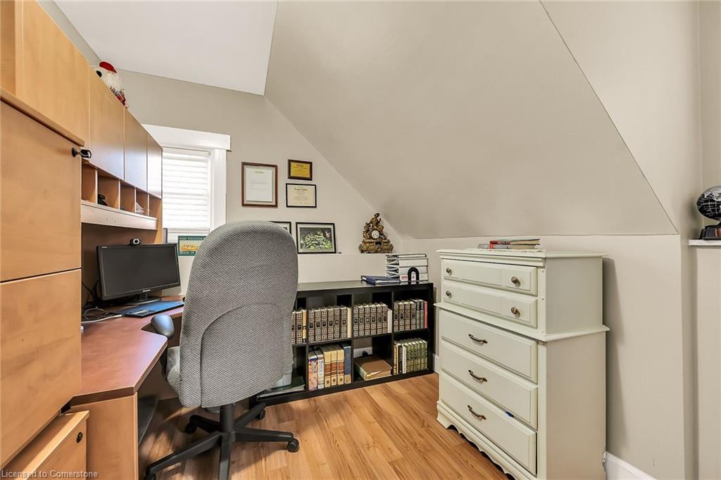 18 Cliff Avenue Property Photo 28
