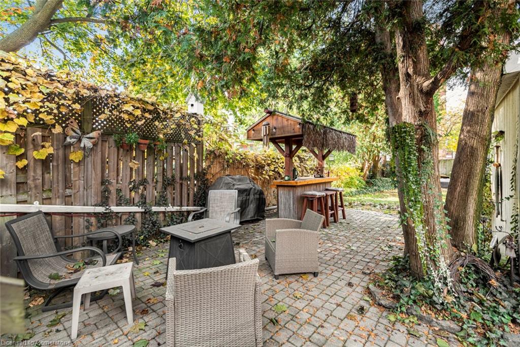 18 Cliff Avenue Property Photo 36