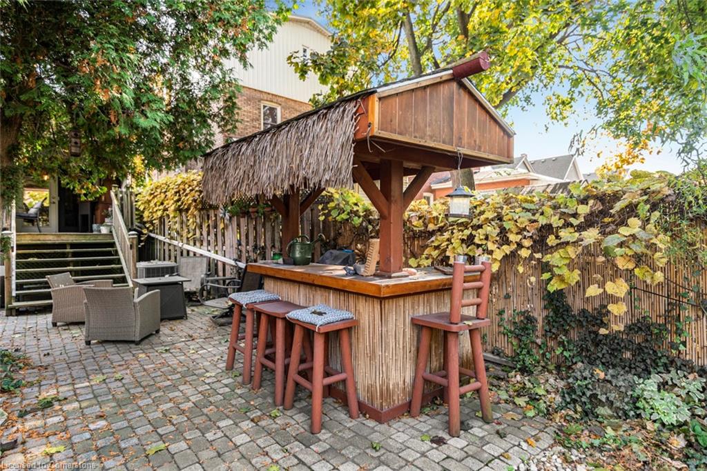 18 Cliff Avenue Property Photo 39