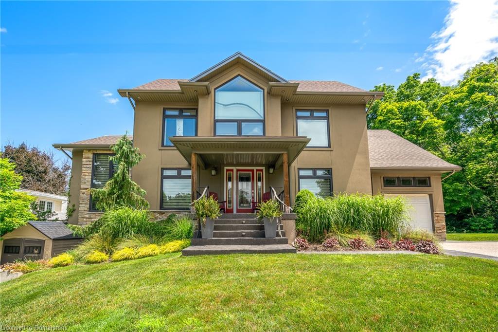 106 Queenston Real Estate Listings Main Image