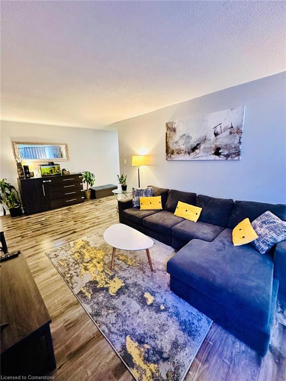 902-1425 Ghent Avenue Property Photo 3