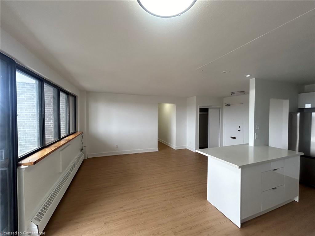 605-671 Woolwich Street Property Photo 6